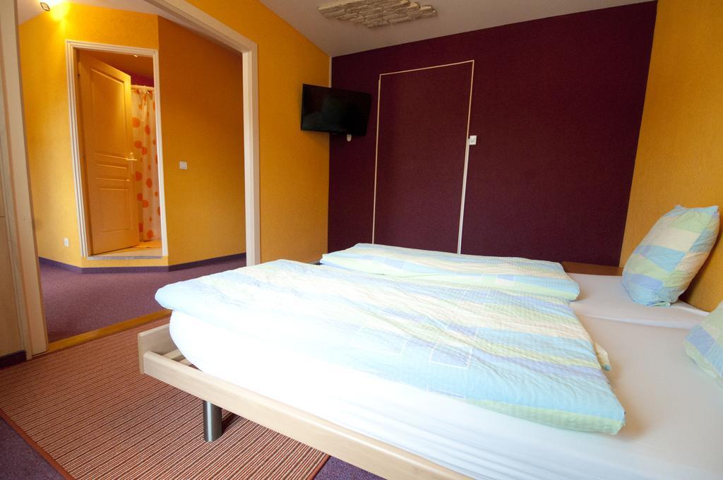 Hotel Bellavista "Bellevue" แซนเญอเลชิเยร์ ภายนอก รูปภาพ